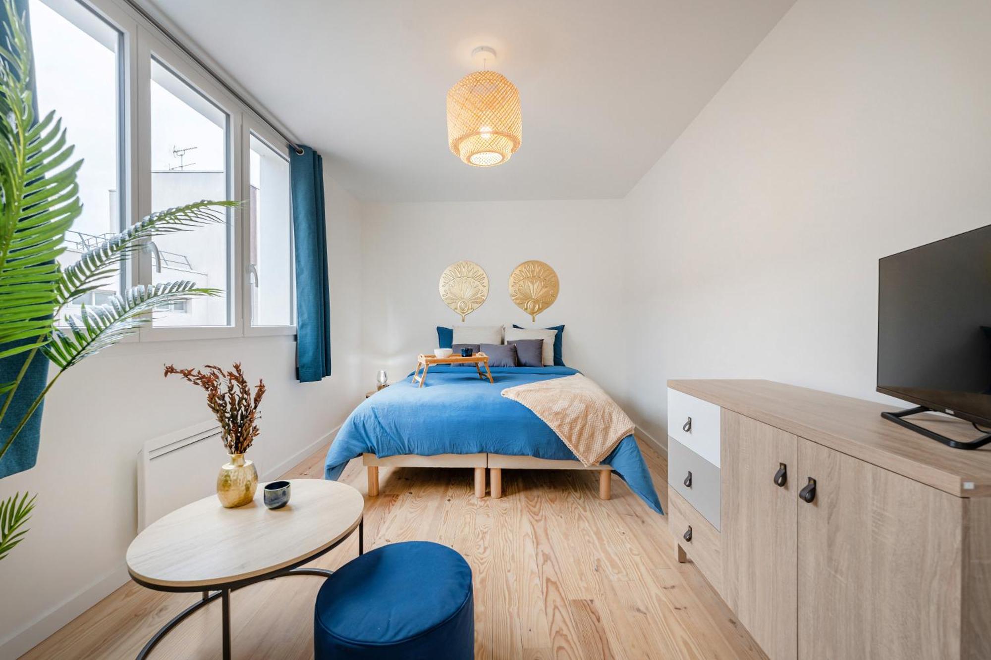 Studio Lumineux En Centre Ville Соасонс Екстериор снимка